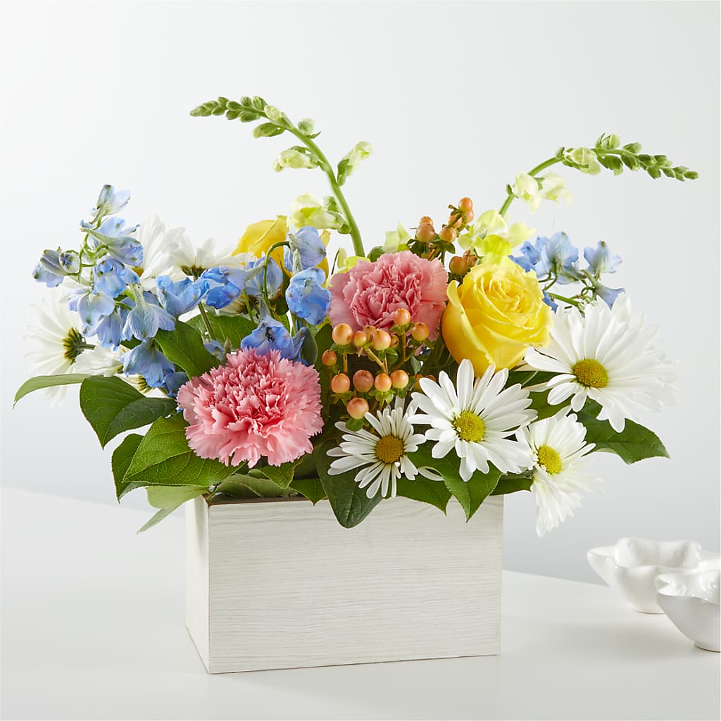 Sun Salutation Box Bouquet – BEBE'S FLOWER SHOP, Los Angeles CA