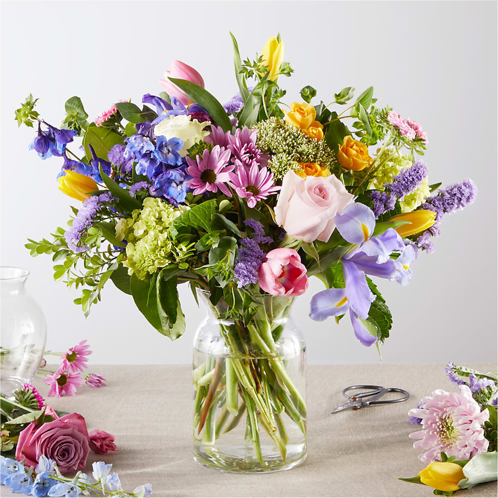 Pastel Tradition - A Florist Original – BEBE'S FLOWER SHOP, Los Angeles CA