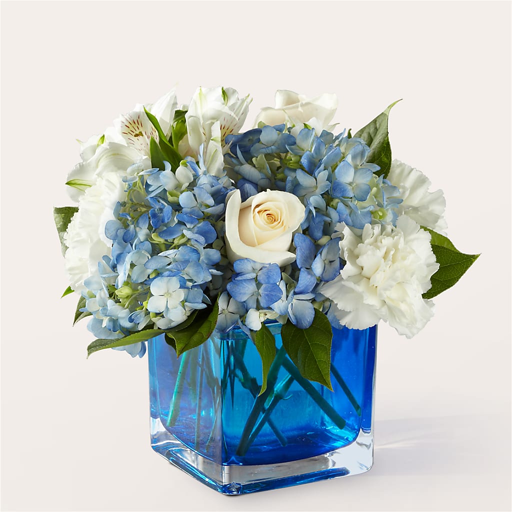 Soothing Waters Bouquet – BEBE'S FLOWER SHOP, Los Angeles CA