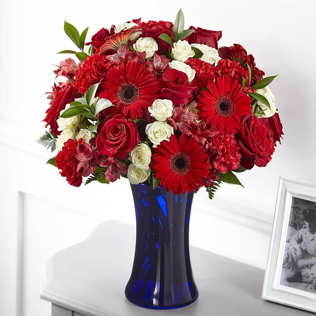 Hearts Embrace Bouquet – BEBE'S FLOWER SHOP, Los Angeles CA