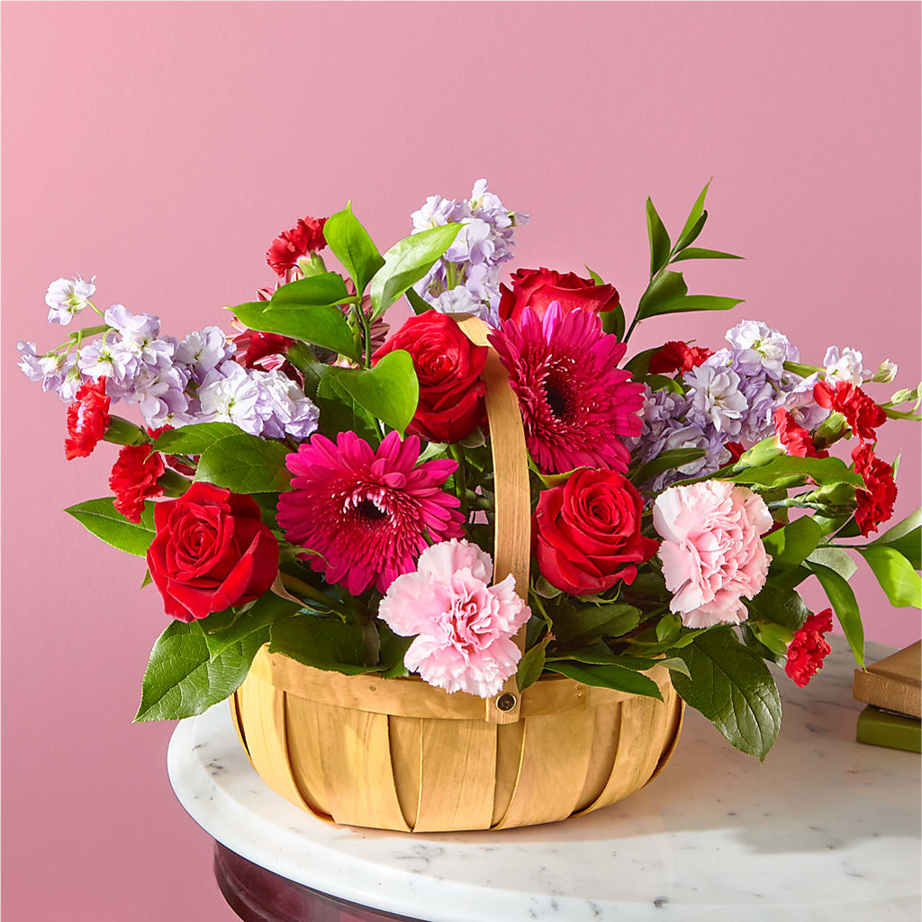 Pink Picnic Basket – BEBE'S FLOWER SHOP, Los Angeles CA