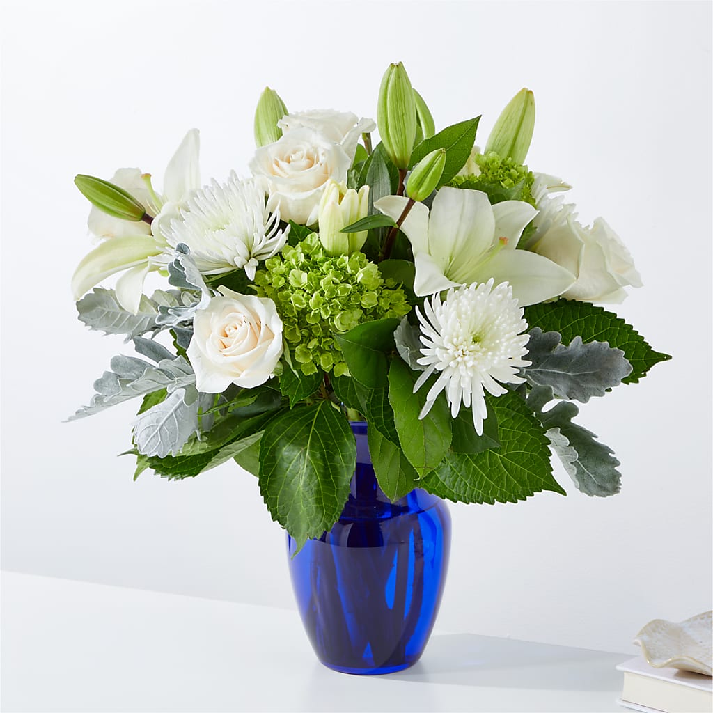 Snowy Dreams Bouquet – BEBE'S FLOWER SHOP, Los Angeles CA