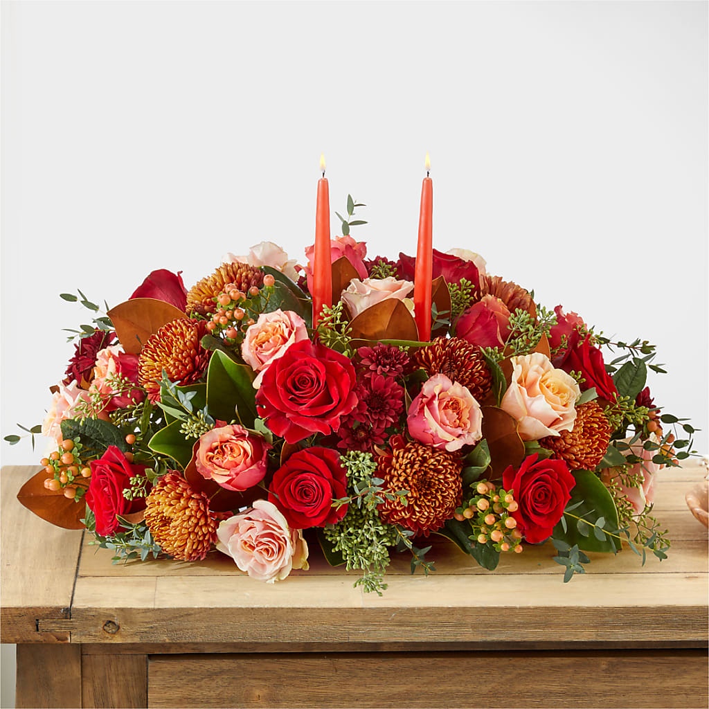 Gather Near Centerpiece – BEBE'S FLOWER SHOP, Los Angeles CA