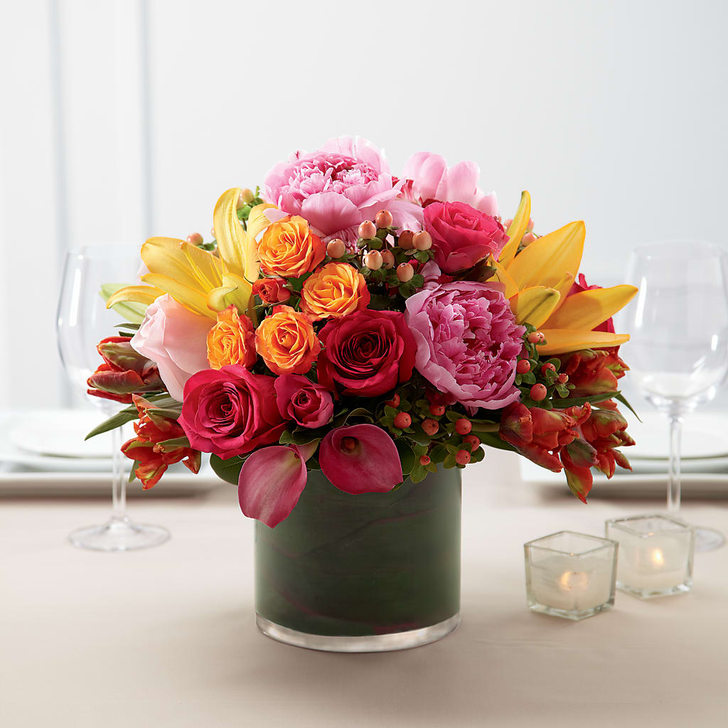 Color Mix Arrangement – BEBE'S FLOWER SHOP, Los Angeles CA