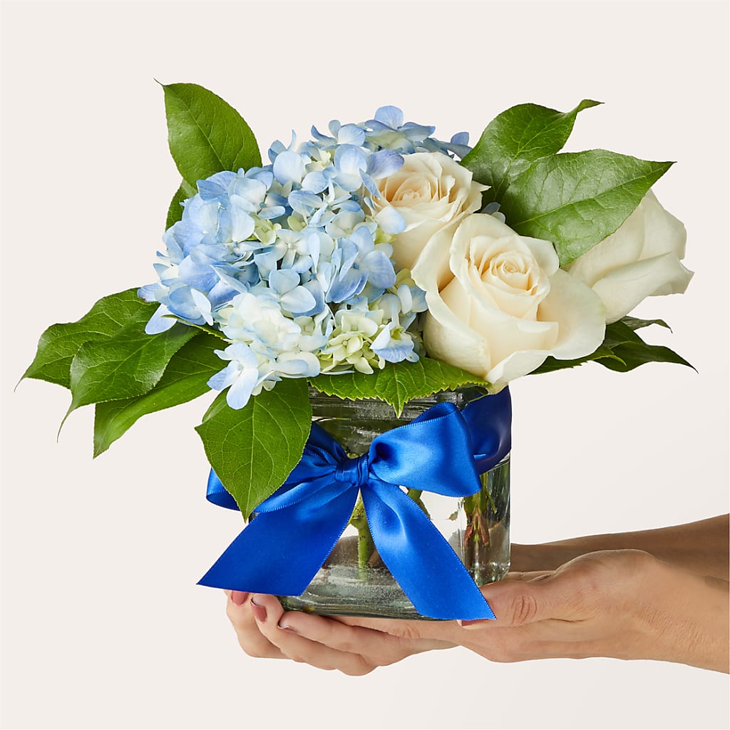 Sky Blue Delight Bouquet – BEBE'S FLOWER SHOP, Los Angeles CA