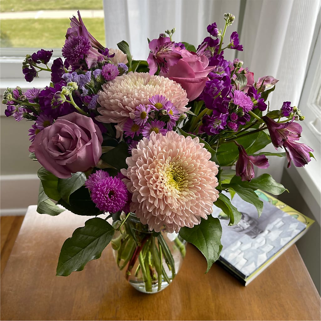 Ultraviolet Bouquet – BEBE'S FLOWER SHOP, Los Angeles CA