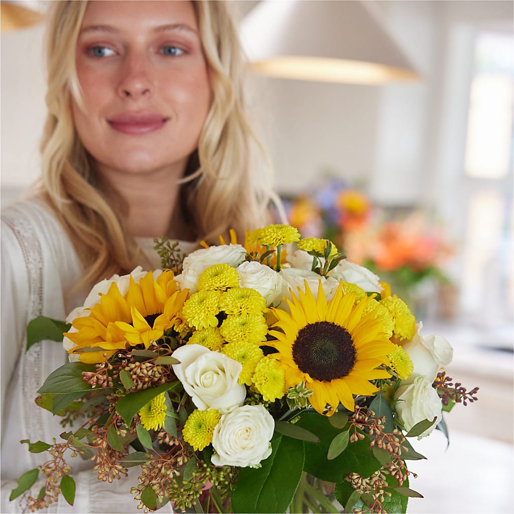 Luminous Morning Bouquet – BEBE'S FLOWER SHOP, Los Angeles CA