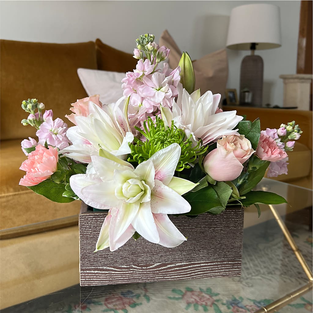 Beautiful Spirit Basket – BEBE'S FLOWER SHOP, Los Angeles CA