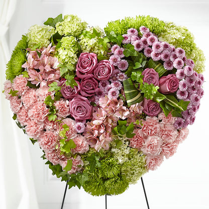 Heartwarming Standing Heart – BEBE'S FLOWER SHOP, Los Angeles CA