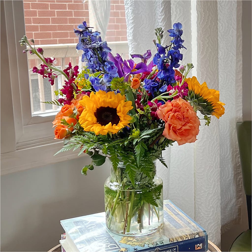Rays of Life Bouquet – BEBE'S FLOWER SHOP, Los Angeles CA