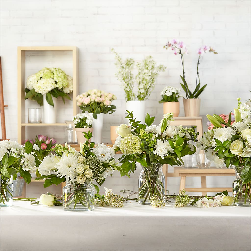 Classic Ivory – A Florist Original – BEBE'S FLOWER SHOP, Los Angeles CA