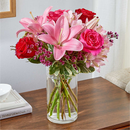 Lucky in Love Bouquet – BEBE'S FLOWER SHOP, Los Angeles CA