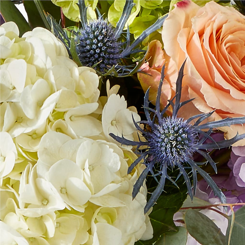 Porch Swing Bouquet – BEBE'S FLOWER SHOP, Los Angeles CA