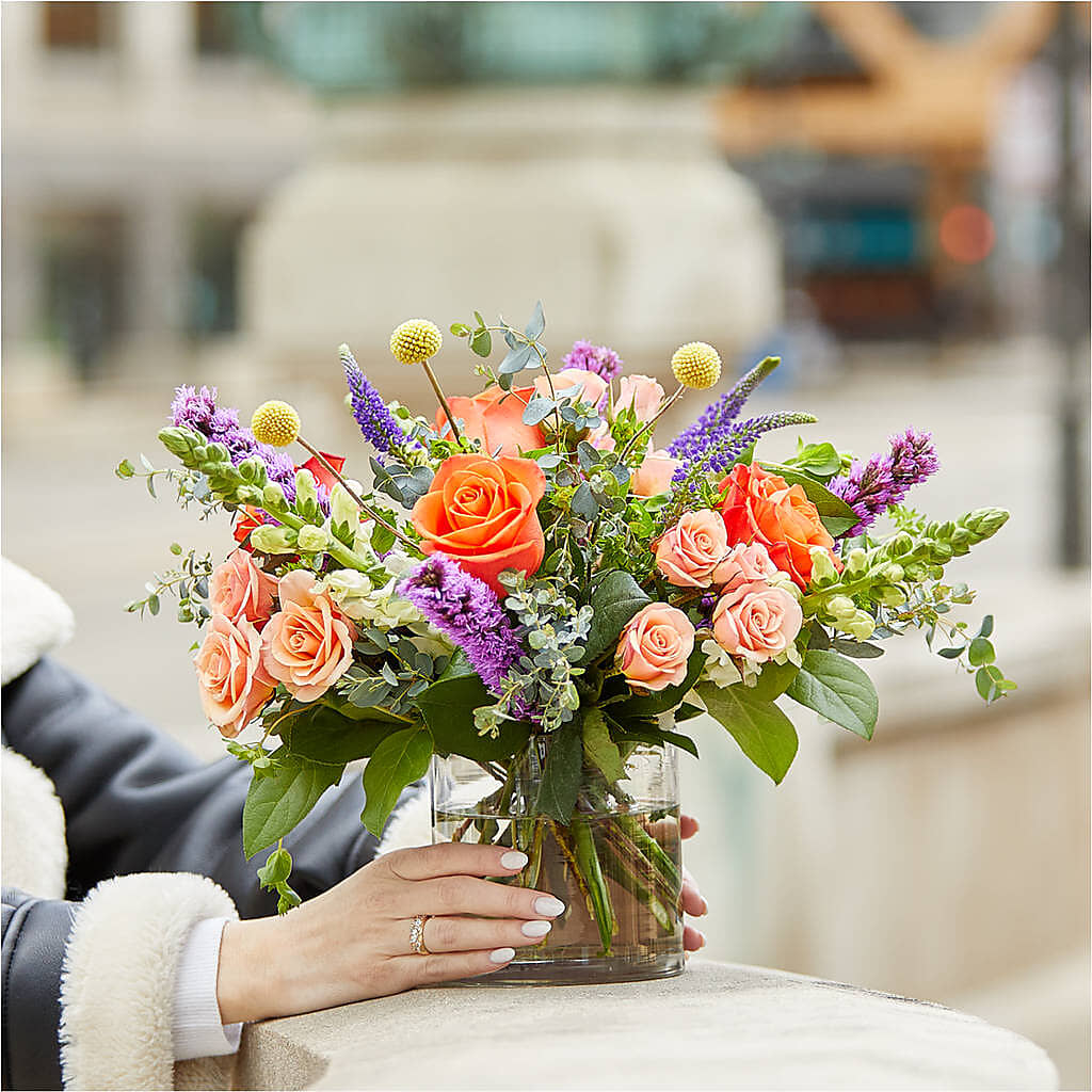 The Standout Bouquet – BEBE'S FLOWER SHOP, Los Angeles CA