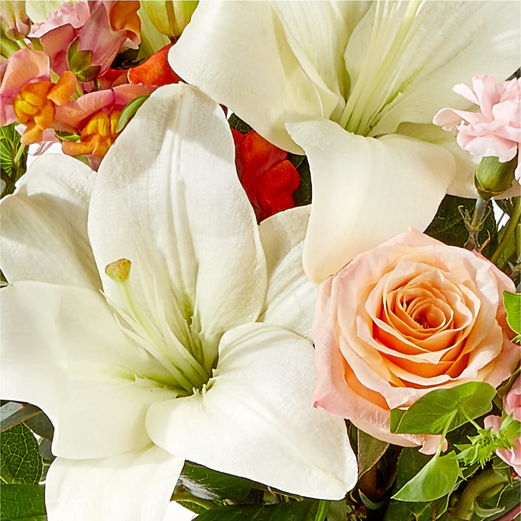 Grapefruit Splash Bouquet – BEBE'S FLOWER SHOP, Los Angeles CA