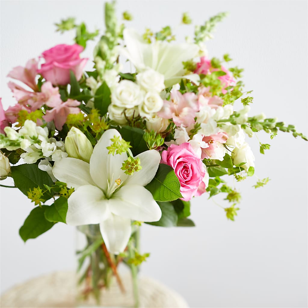 Fondly Bouquet – BEBE'S FLOWER SHOP, Los Angeles CA