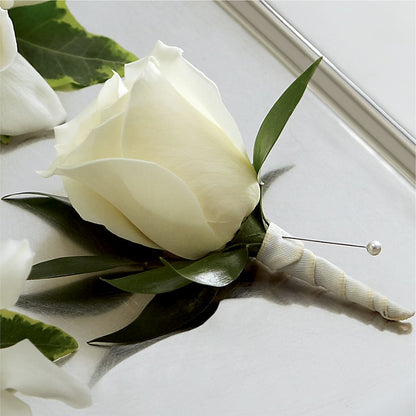 White Rose Boutonniere – BEBE'S FLOWER SHOP, Los Angeles CA
